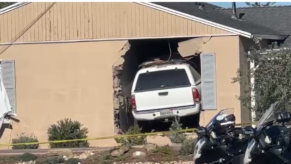 Accidente Fatal en Clairemont: Mujer Muere Tras Impacto de Vehículo