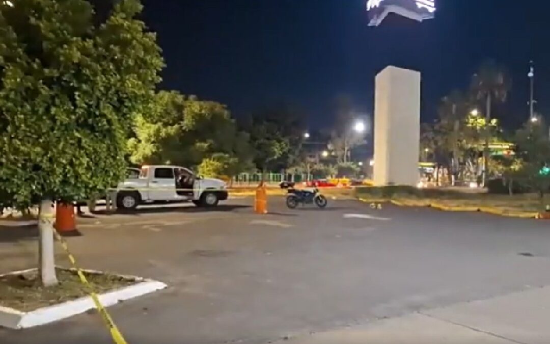 Repartidor herido de bala al ser confundido con asaltante en gasolinera en León