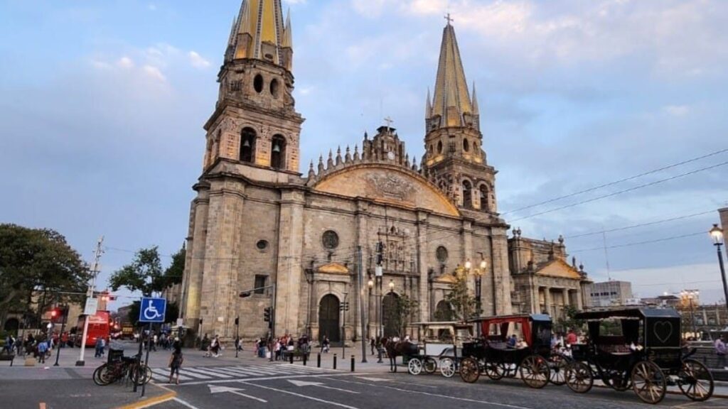 Misas de Año Nuevo en la Catedral de Guadalajara: Horarios y Celebraciones para el 1 de enero 2026