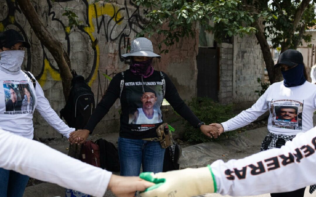 Guerreros Buscadores de Jalisco Encuentran Restos Humanos en Finca de Tlajomulco