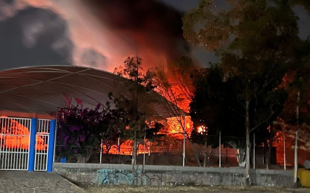 Incendio en Guanajuato: Aula del SABES de Sauceda Sufre Pérdida Total
