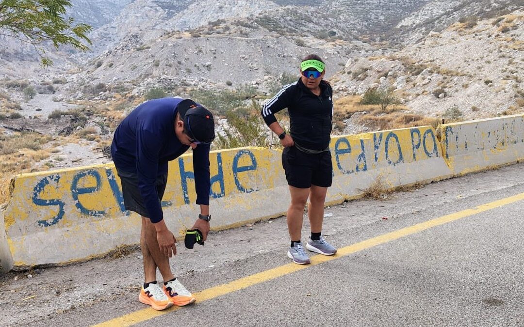 La Pareja Lagunera Se Prepara para el Maratón Lala 2023
