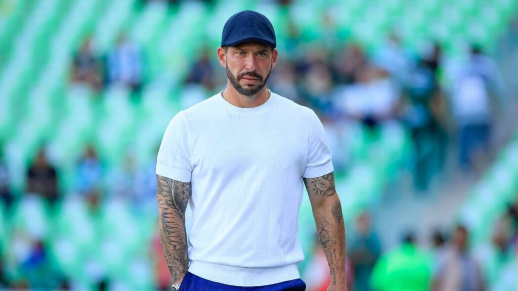 Entrenador Multicampeón asume el mando en la Superliga China