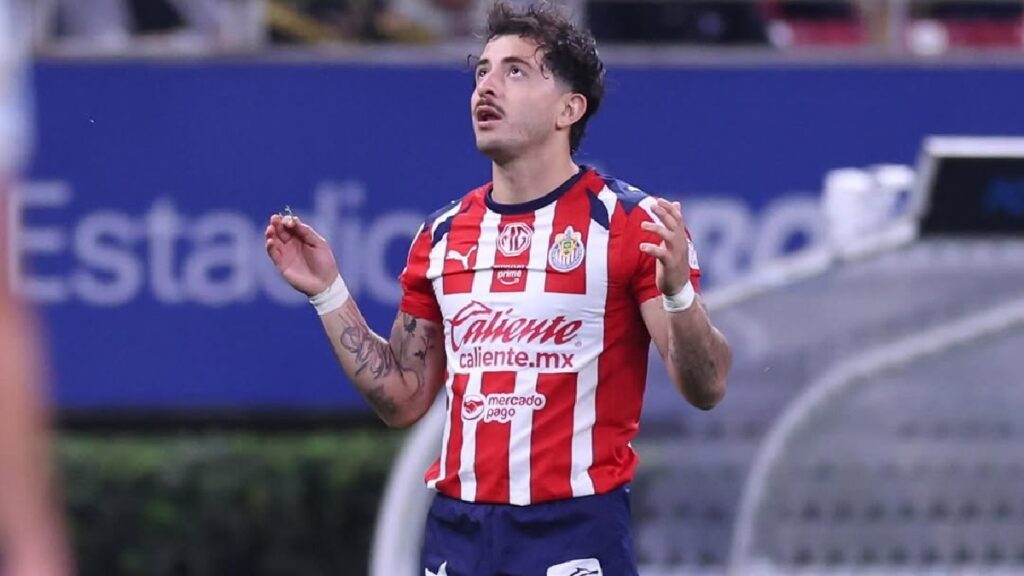 Alan Mozo deja Chivas y se une a un nuevo equipo en la Liga MX para el Clausura 2026
