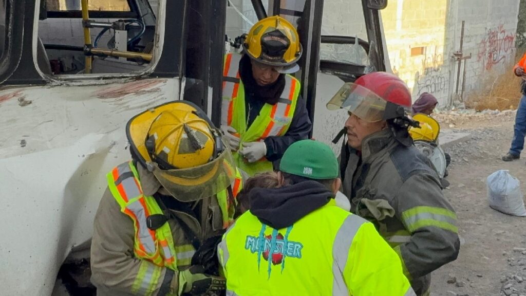Chofer de la ruta 7A que chocó contra tren en Saltillo enfrentará su proceso en libertad