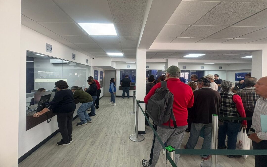 Predial San Nicolás: Largas Filas para el Pago de Impuestos en 2026