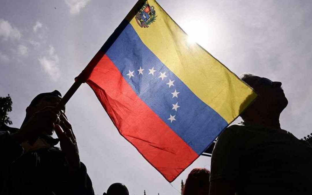 Primera Imagen de Nicolás Maduro Bajo Custodia: Todo lo que Debes Saber