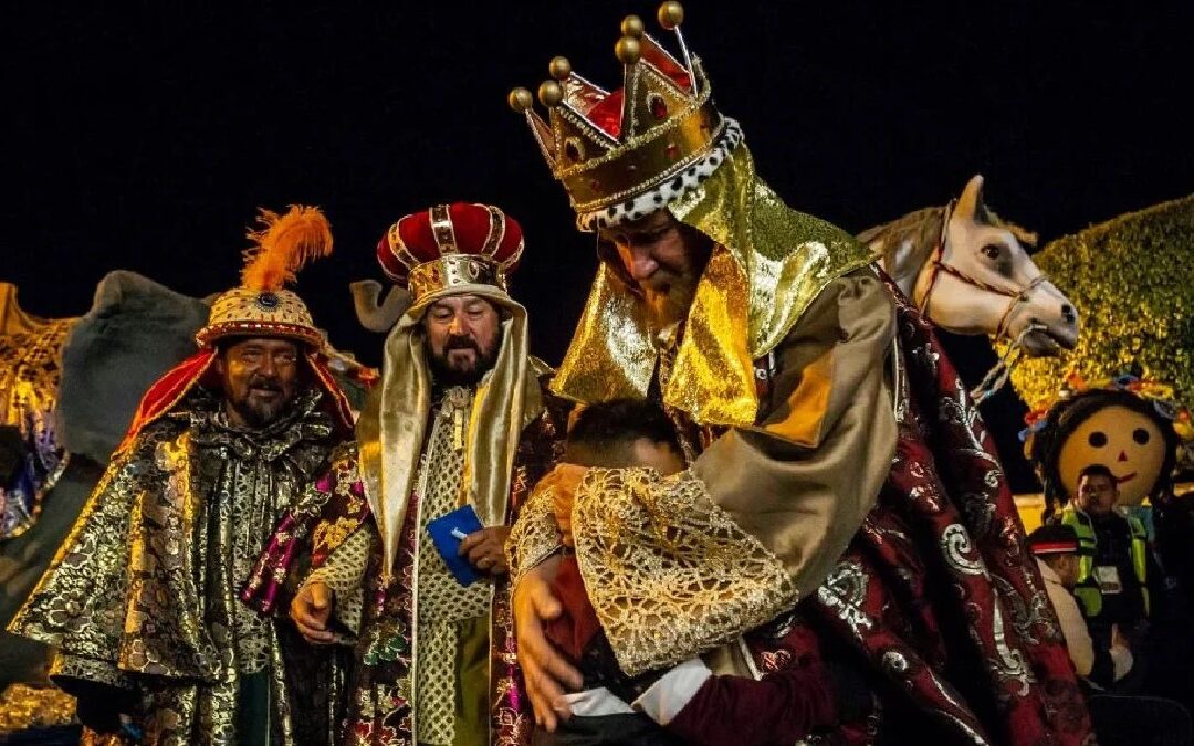 Descubre la Cabalgata de Reyes Magos 2023 en Querétaro: ¡Un evento que no te puedes perder!