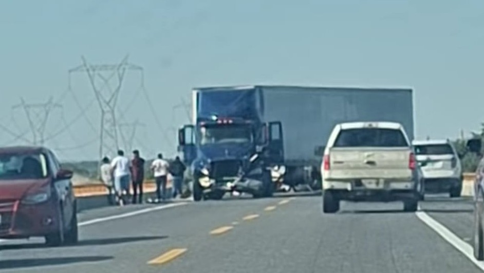 Accidente Fatal en la Carretera a Ciudad Victoria Deja Cinco Muertos, Incluyendo Tres Menores