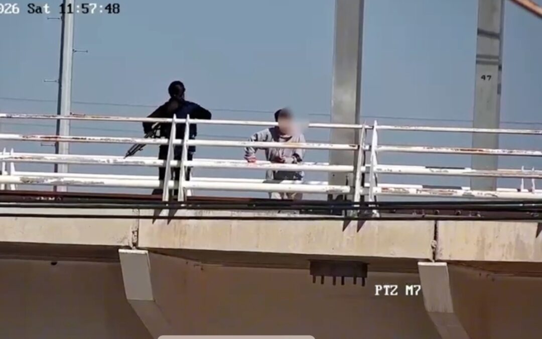 Rescate Heroico por Policías de Tlaquepaque Salva a Mujer en Central Nueva