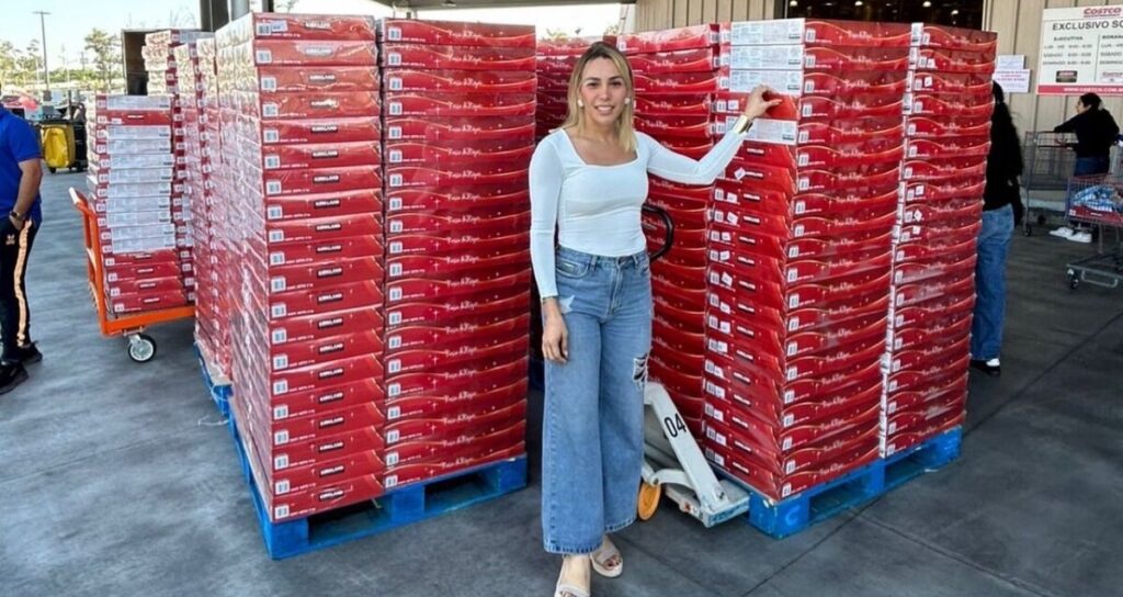 Ximena Figueroa compra mil Roscas de Reyes en Costco Guadalajara para revenderlas con éxito