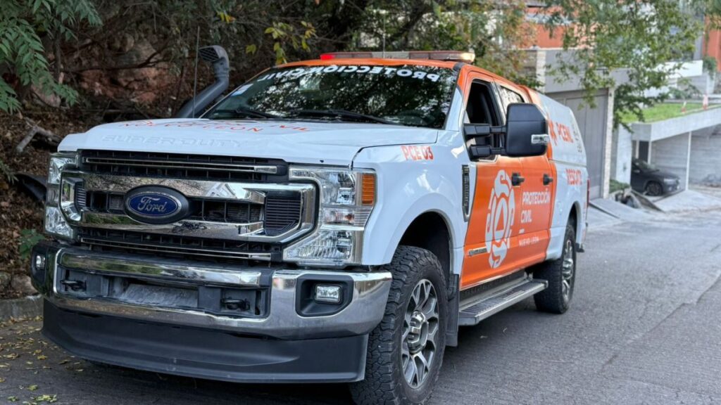 Niño Atrapado en el Elevador de una Casa en San Pedro, Nuevo León: Heroico Rescate