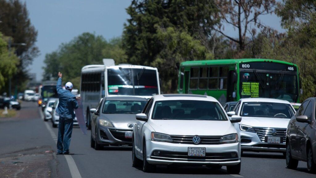 Hoy No Circula en CdMx y Edomex: Descubre qué autos tienen descanso hoy 6 de enero 2025