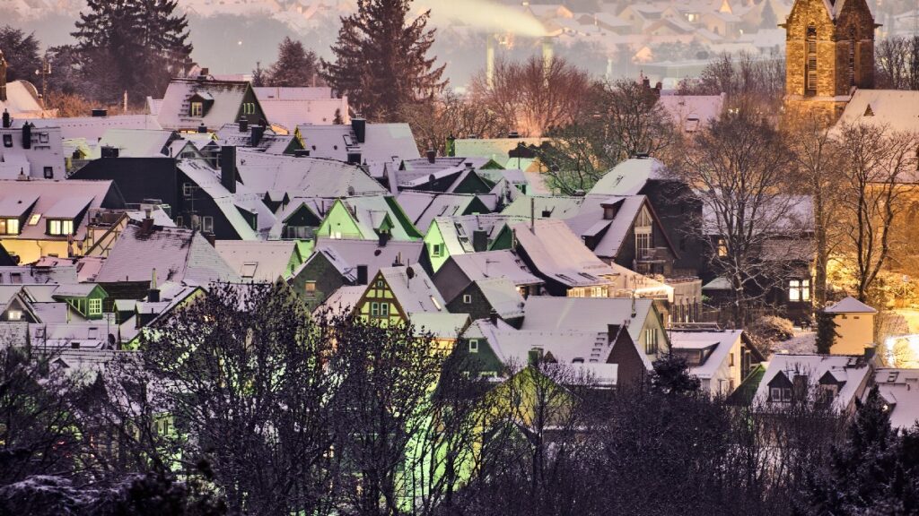 Tormenta Invernal en Orlando: 5 Muertos y Cientos de Vuelos Cancelados