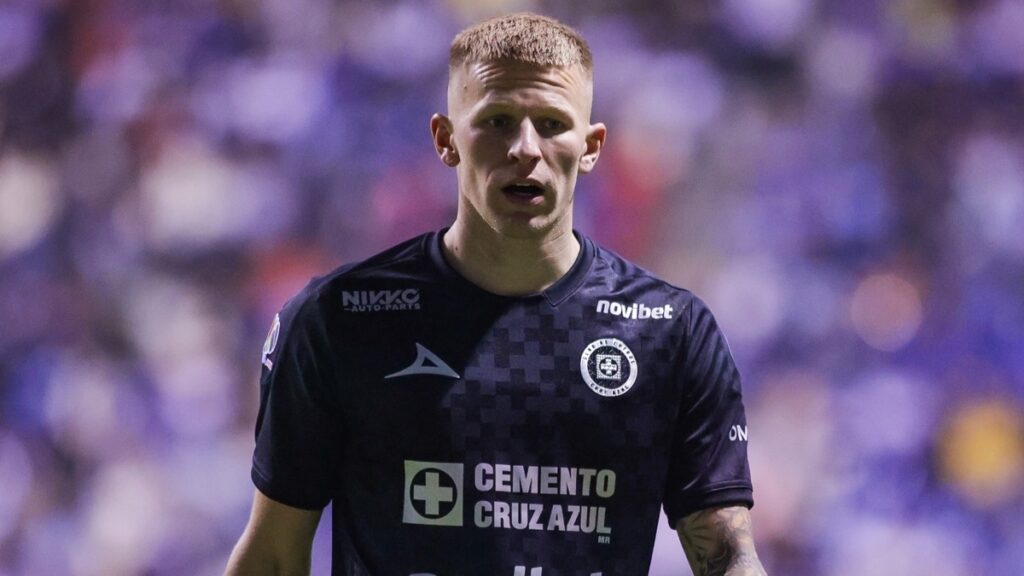 Houston Dynamo y la Búsqueda de Mateusz Bogusz: ¿Saldrá de Cruz Azul?