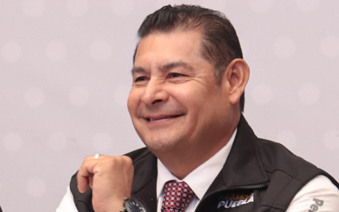 Armenta denuncia falta de acción de alcaldes del Triángulo Rojo ante deshuesaderos de vehículos