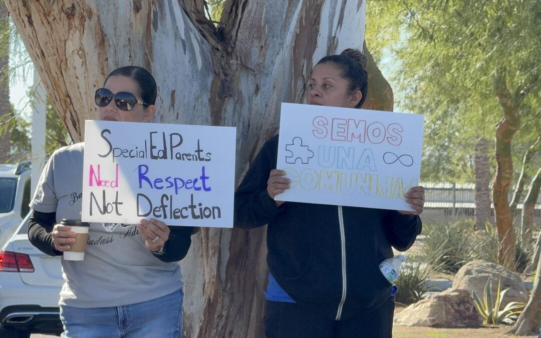 Demandan al Distrito Escolar por Exposición de Estudiantes con Discapacidad a Moho Negro en el Valle de Coachella