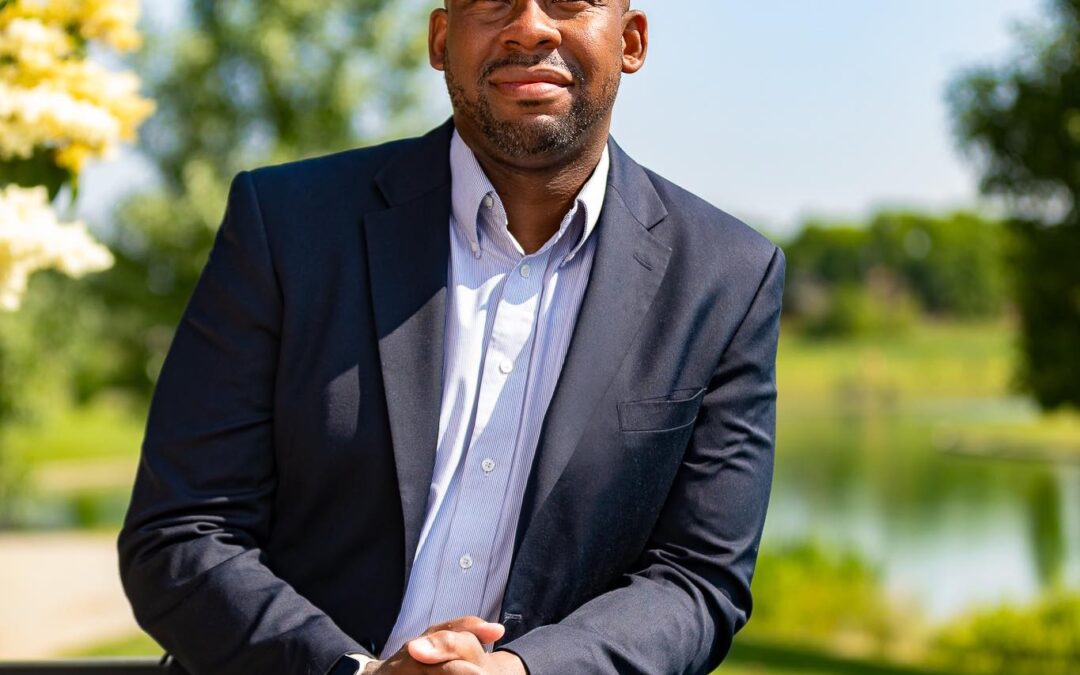 DUI en Aurora: Concejal Robert Andrews Arrestado por Conducción en Estado de Ebriedad